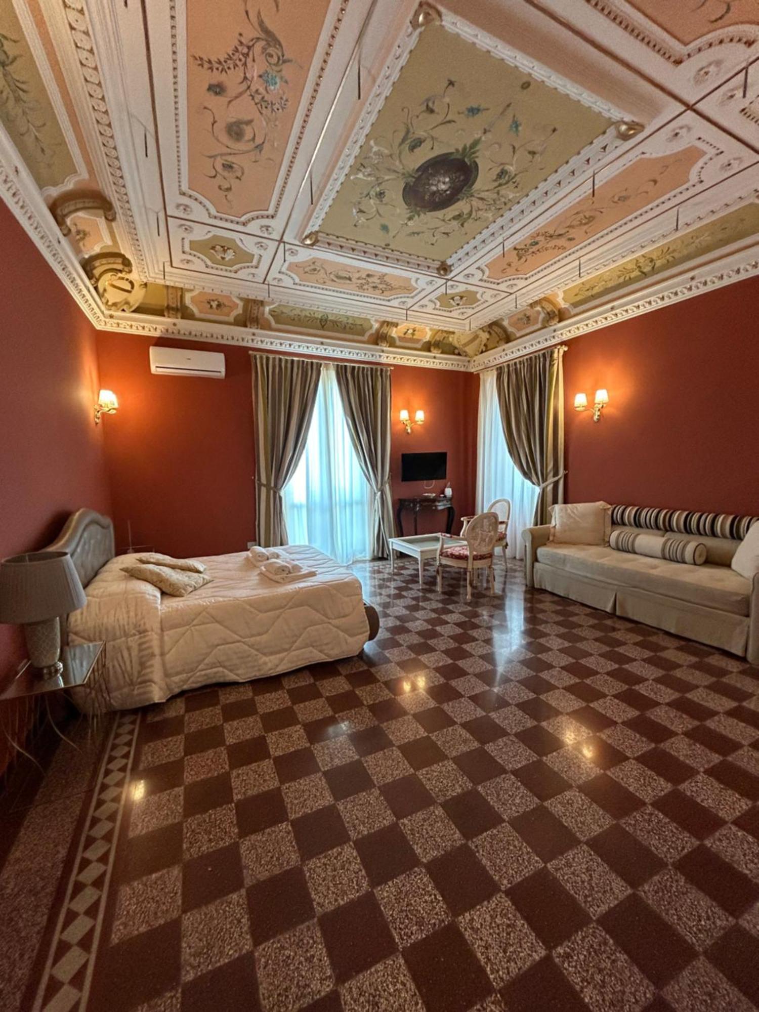 Dimora Le Pietre Del Mare Hotell Pizzo  Exteriör bild