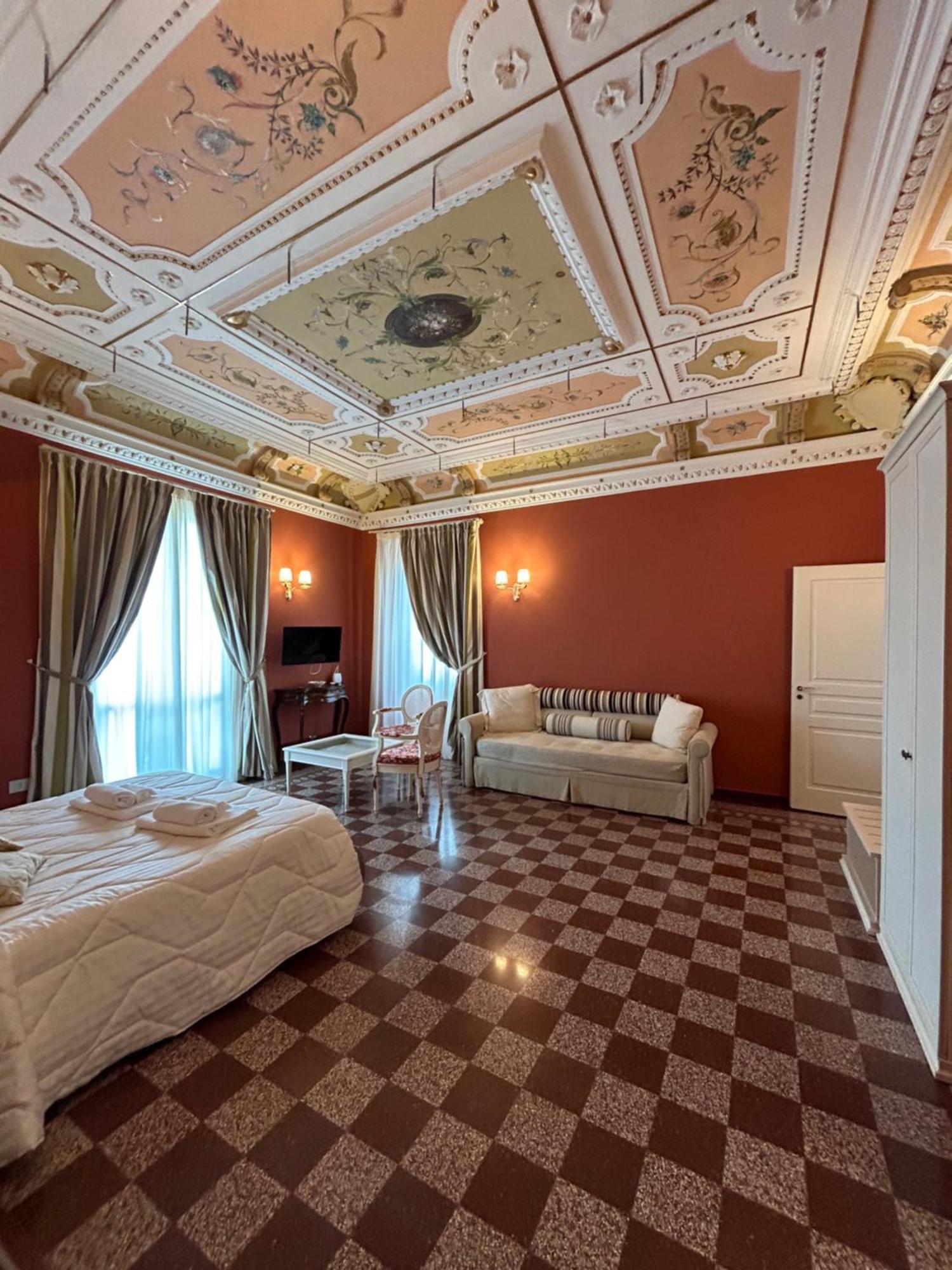 Dimora Le Pietre Del Mare Hotell Pizzo  Exteriör bild